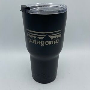 Patagonia / Glacier insulated tumbler W/lid Black 32 Oz
removable click lid